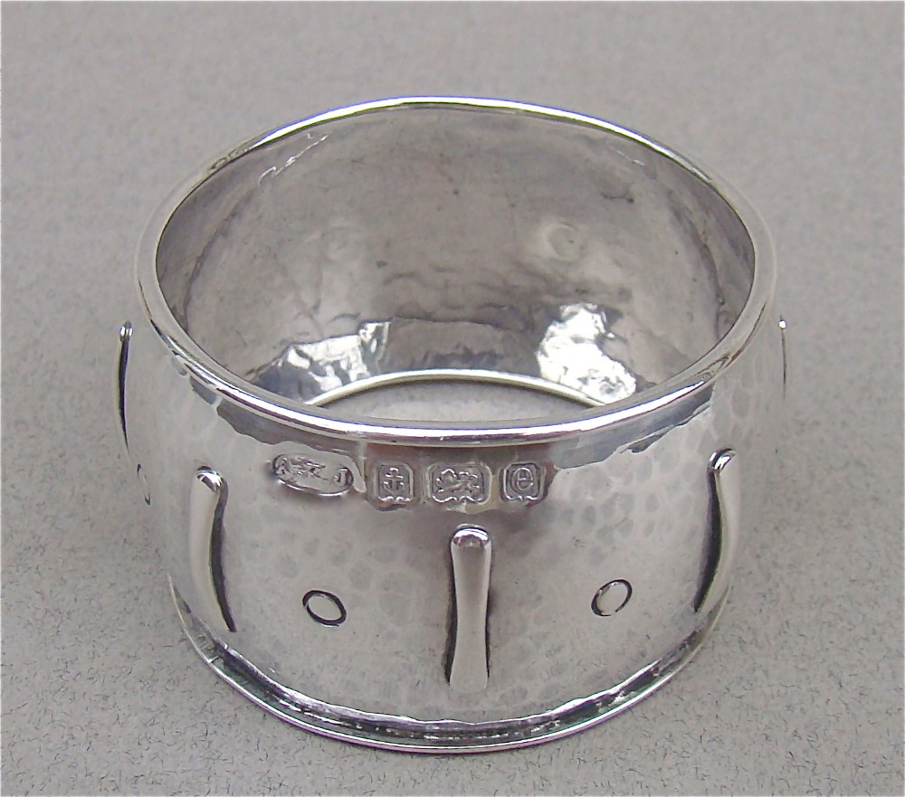 arts craft silver napkin ring by ae jones birmingham 1904
