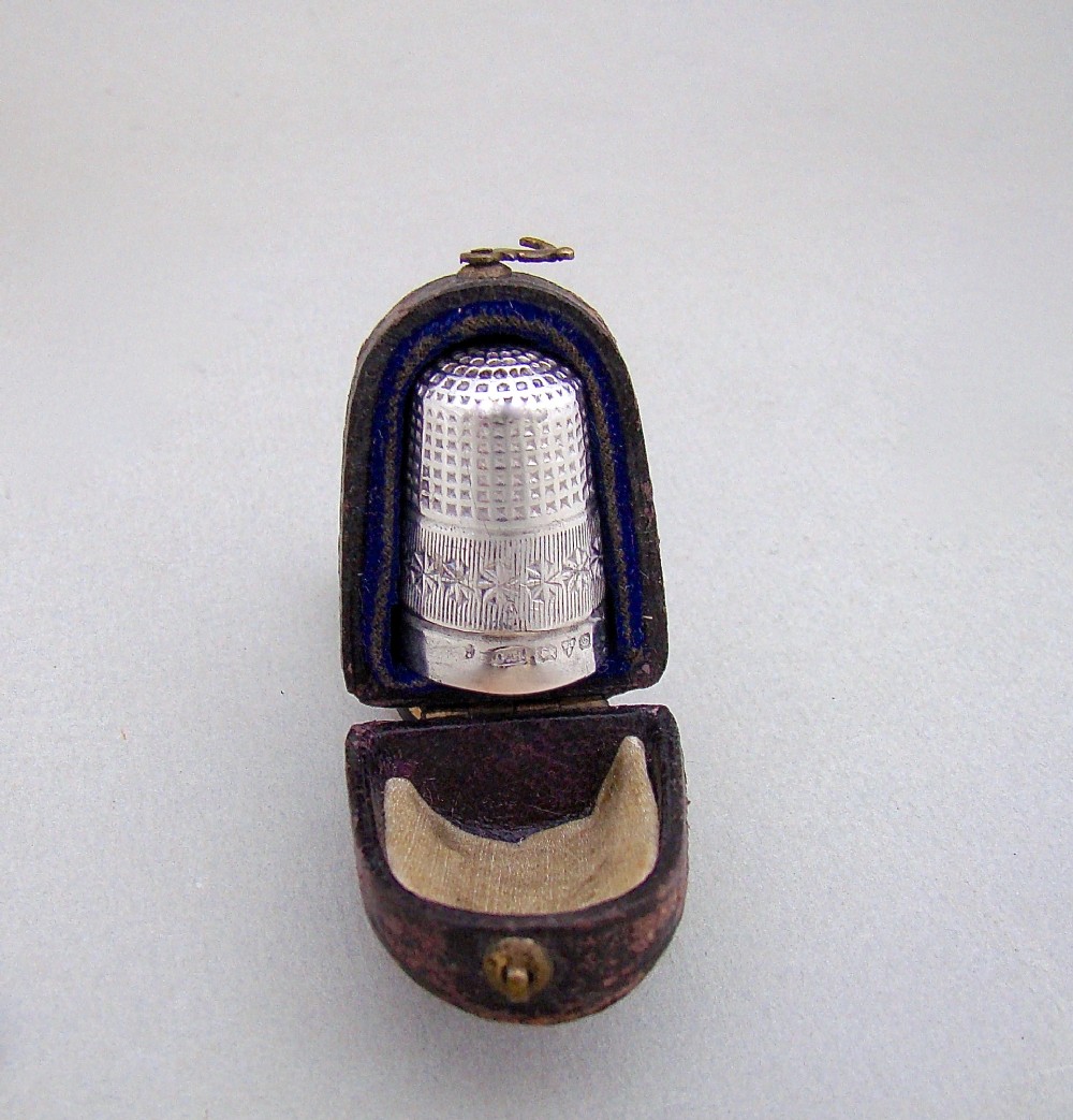 cased edwardian silver thimble by charles horner chester 1903
