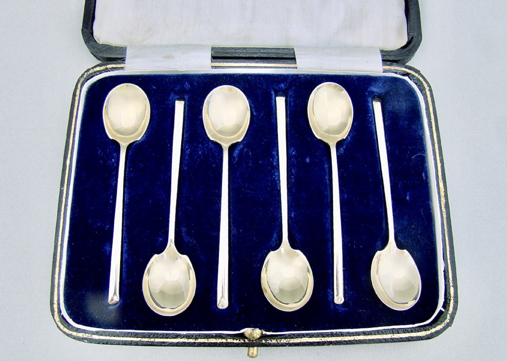 cased set of six silver gilt demitasse coffee spoons by james dixon sons sheffield 1926