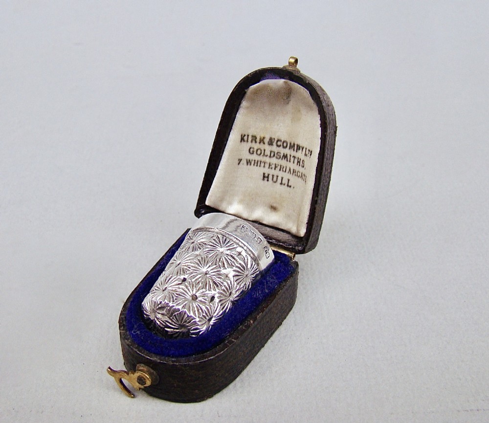 cased edwardian silver thimble by henry fowler birmingham 1905