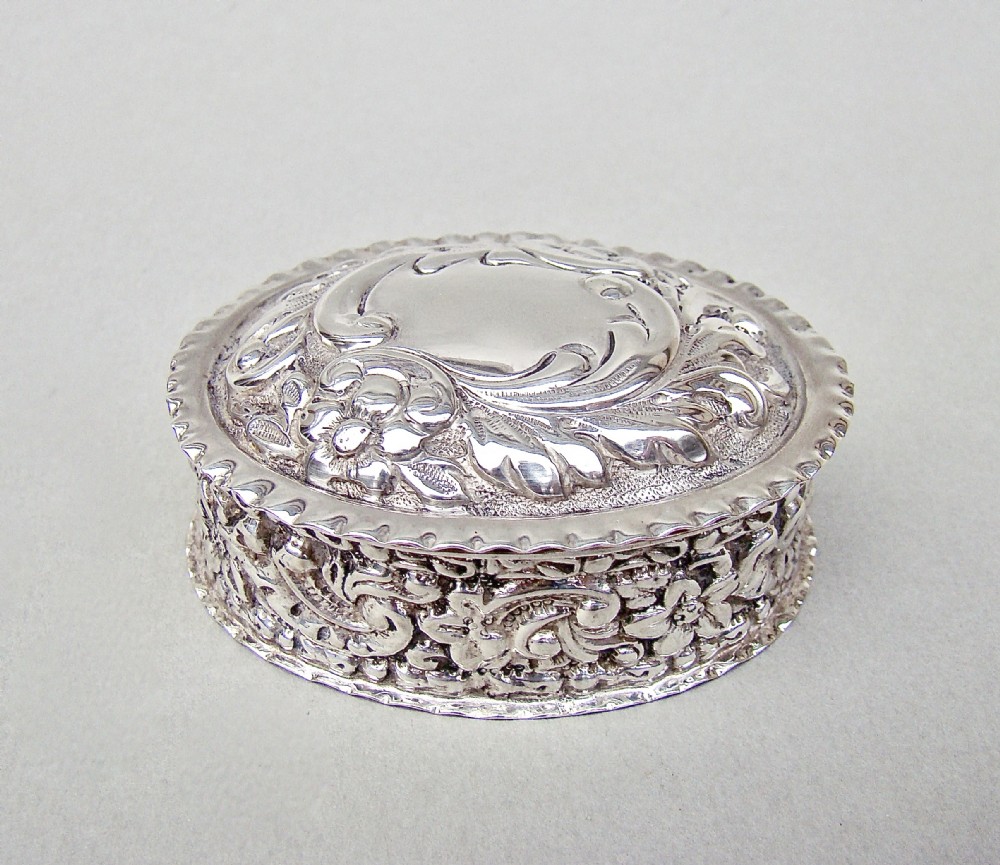 delightful victorian silver trinket box by synyer beddoes birmingham 1897