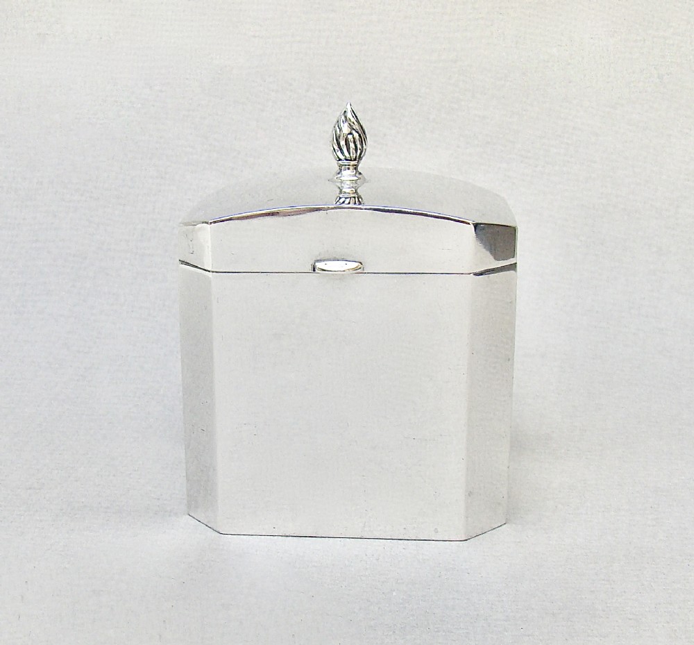 small and elegant art deco silver tea caddy by synyer beddoes birmingham 1926