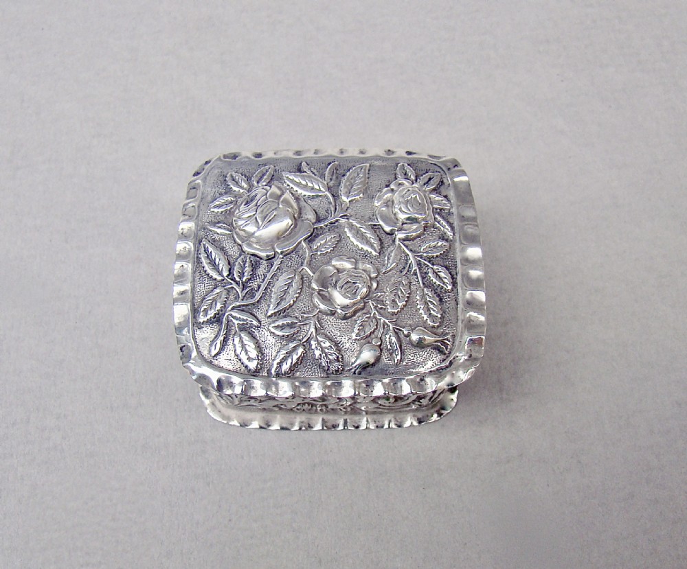 exquisite victorian silver pill box by saunders shepherd birmingham 1890