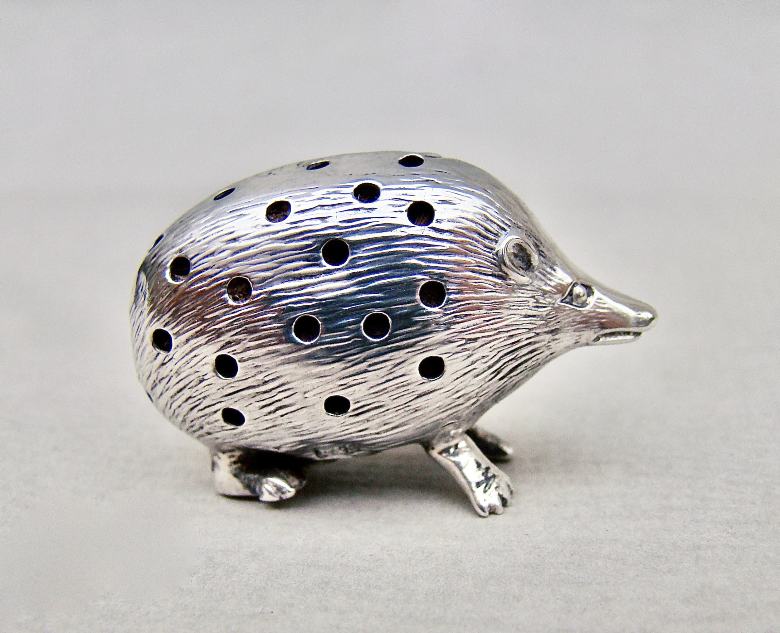 rare edwardian silver hedgehog pin cushion by levi salaman birmingham 1905