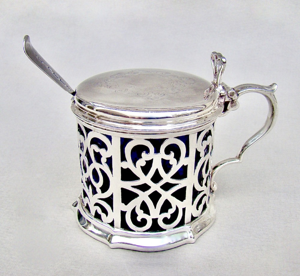 fabulous early victorian silver mustard pot by the barnards london 1849
